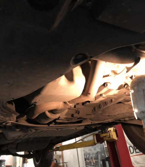 Changing the engine oil in the Acura MDX - bottom view
